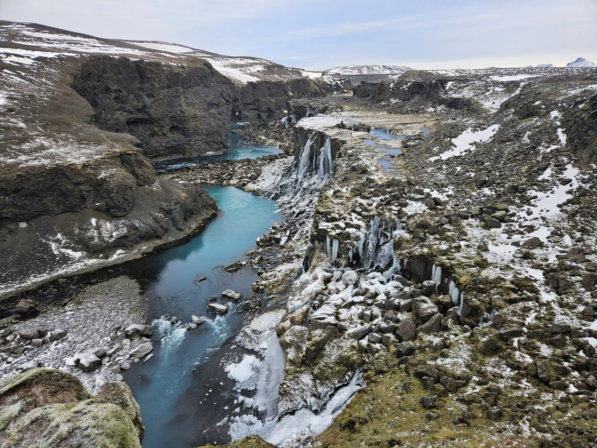 Þegar rennsli Tungnaár verður beint niður Sigöldugljúfur á framkvæmdatíma verður ásýnd þess allt önn&hellip;