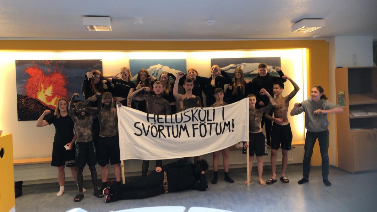 Grunnskólinn Hellu keppir í Skólaheysti