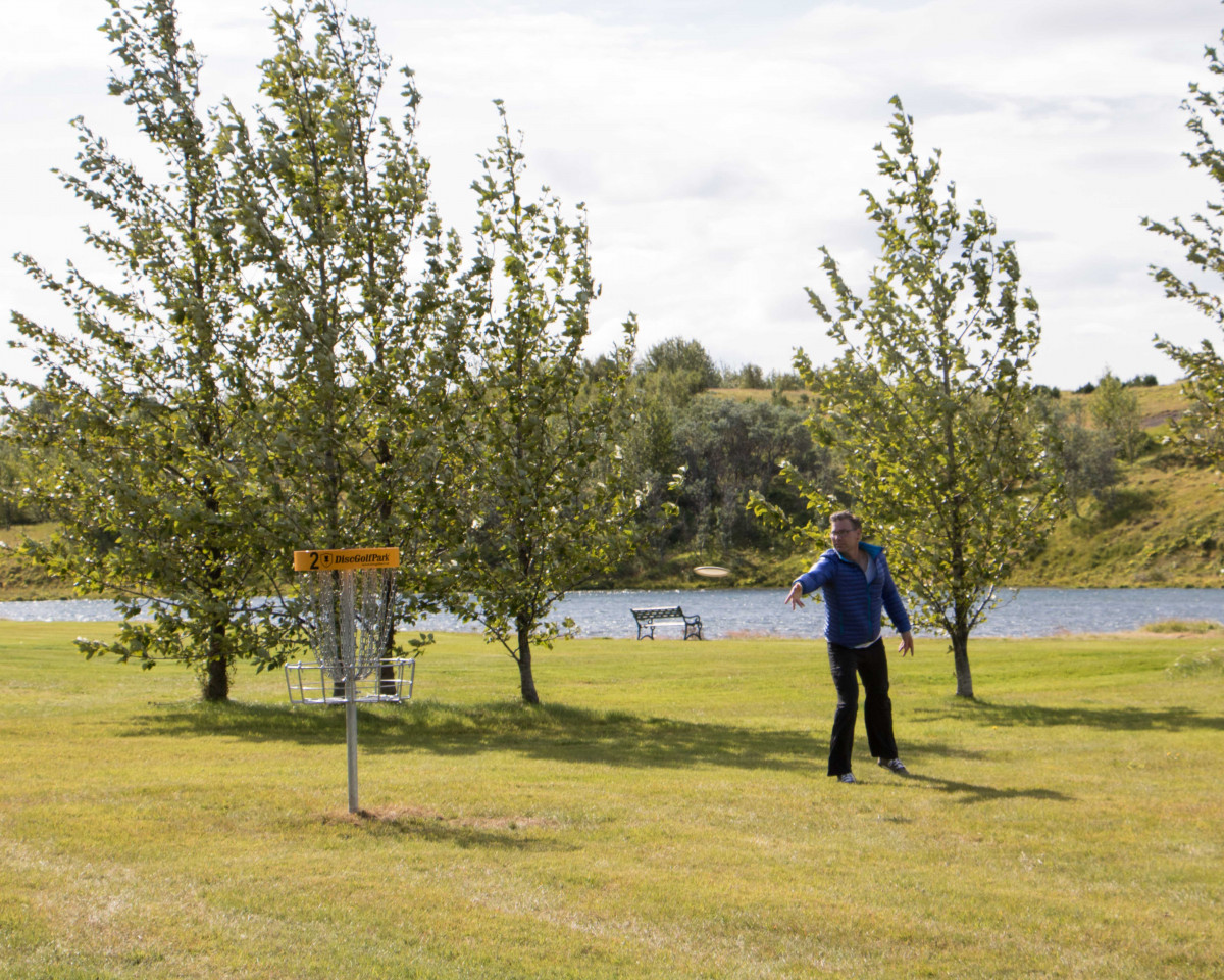 Frisbígolf er nú spilað af miklum eldmóð!