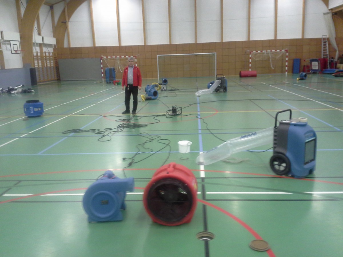 Breytt dagskrá Íþróttahúss