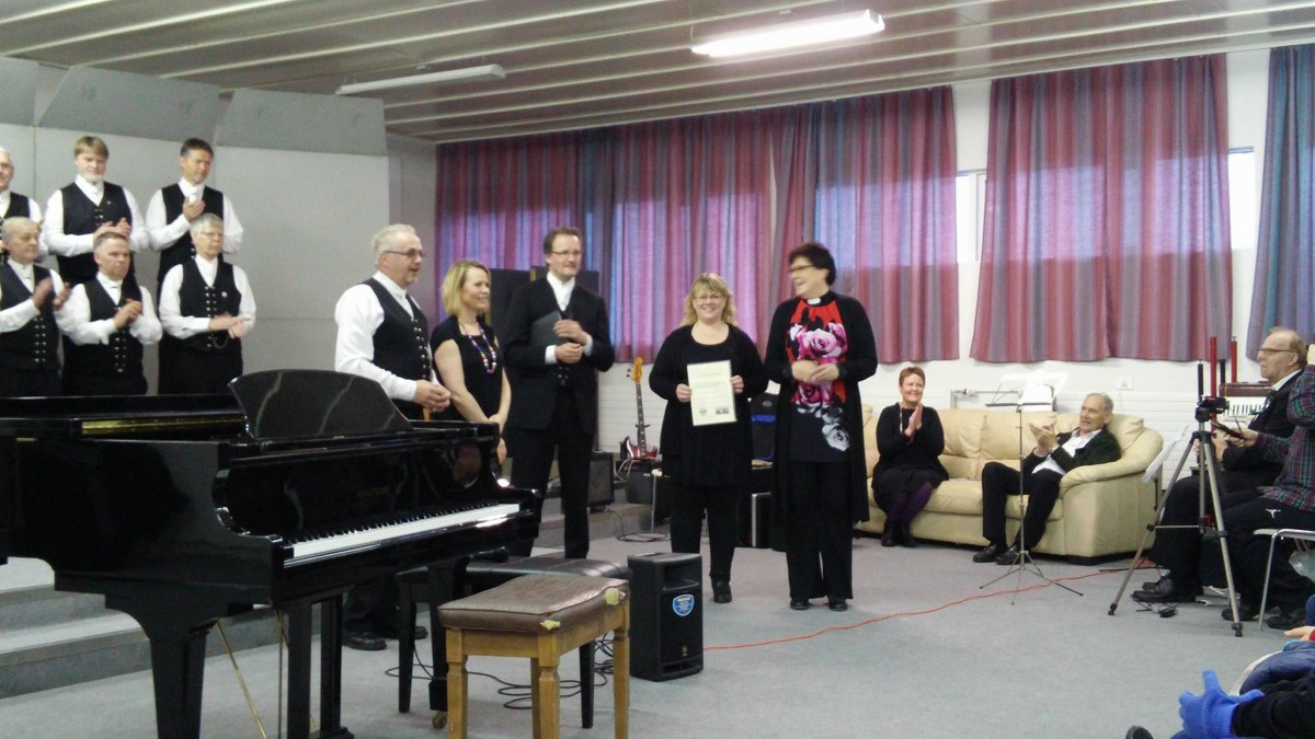 Menningarsalnum á Hellu barst vegleg gjöf