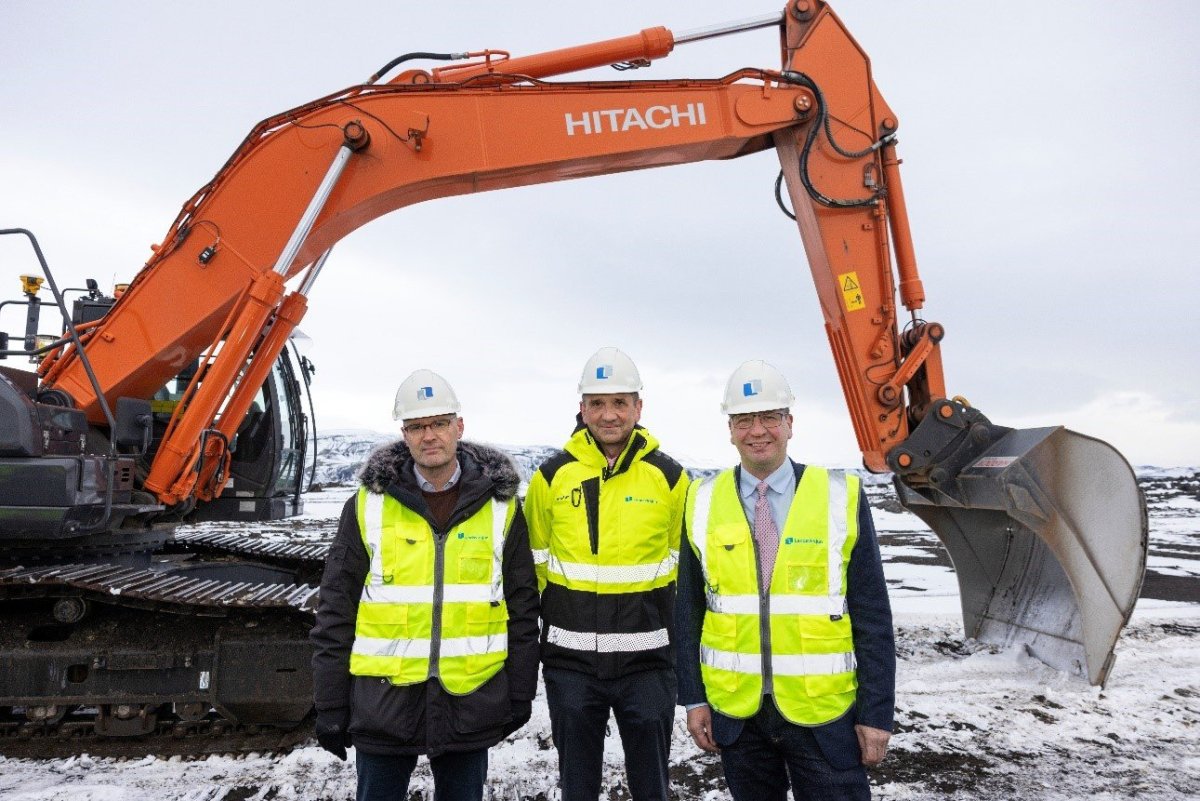 Framkvæmdir hafnar við Vaðöldu