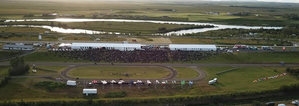 Rangárhöllin - rekstraraðili í anddyri/sal óskast