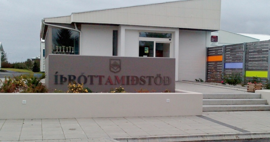 Sundlaugin Hellu 30 ára