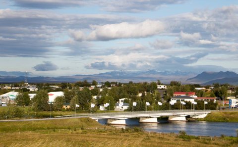 Lausar lóðir á Hellu
