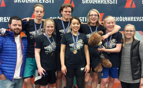 Þessir snillingar eru à leið í úrslitakeppni í Laugardalshöllina 3.maí nk í skólahreysti Grunnskólan…