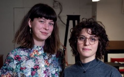 Björk og Julia hjá Jarðgerðarfélaginu leiða tilraunaverkefnið