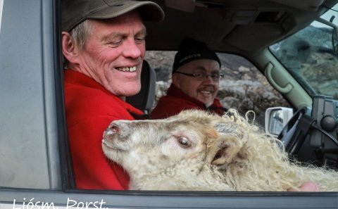 Einar Grétar Magnússon hefur starfað með Björgunarsveitinni Dagrenningu í hart nær hálfa öld og veri…