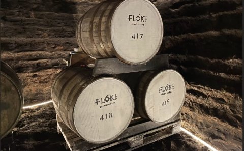Saga og andi mætast: Flóki viskí lítur dagsins ljós eftir fimm ára þroskun í Hellunum á Hellu
