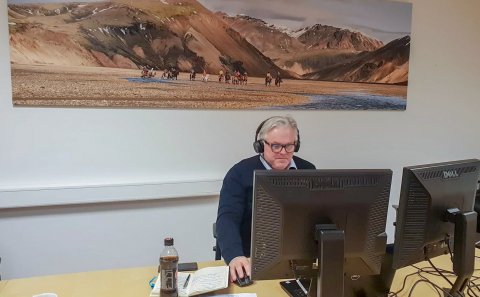 Ágúst Sigurðsson sveitarstjóri Rangárþings ytra var fundarstjóri fundarins og stýrði honum frá skrif…