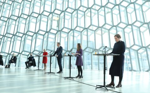 Frá fréttamannafundi í Hörpu í dag.
Mynd: Stjórnaráðið