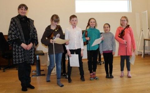 Fyrsta Suzuki útskskrift Tónlistarskóla Rangæinga