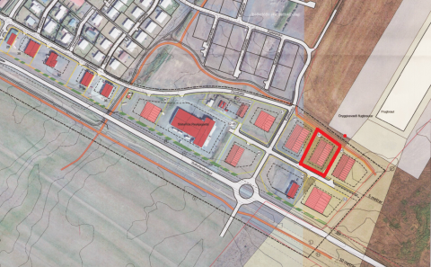 Laus lóð við Dynskála á Hellu.